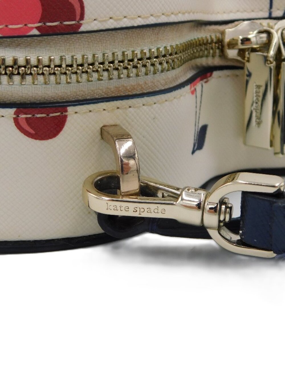 kate spade New York Love Shack Cherry Heart Crossbody in Cream | Stained | Fair - Picture 10 of 14